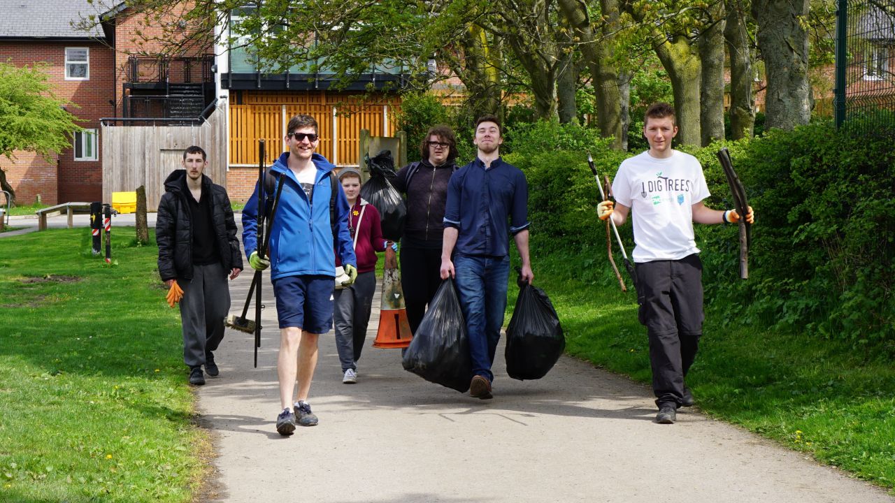 Local group in Chester organise litter pick