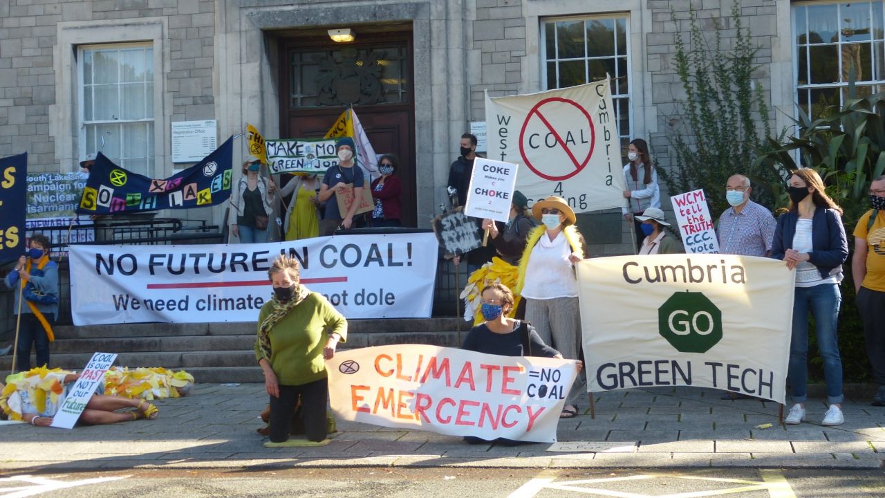 Protesters staged a protest against the proposed coal mine in Kendal. Image courtesy of Henry Adams. 