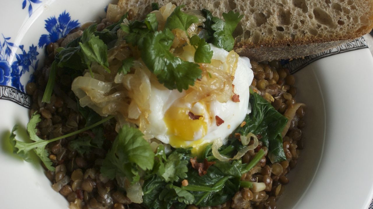 Coriander, egg, onions and lentils in a protein-packed vegetarian meal, with bread