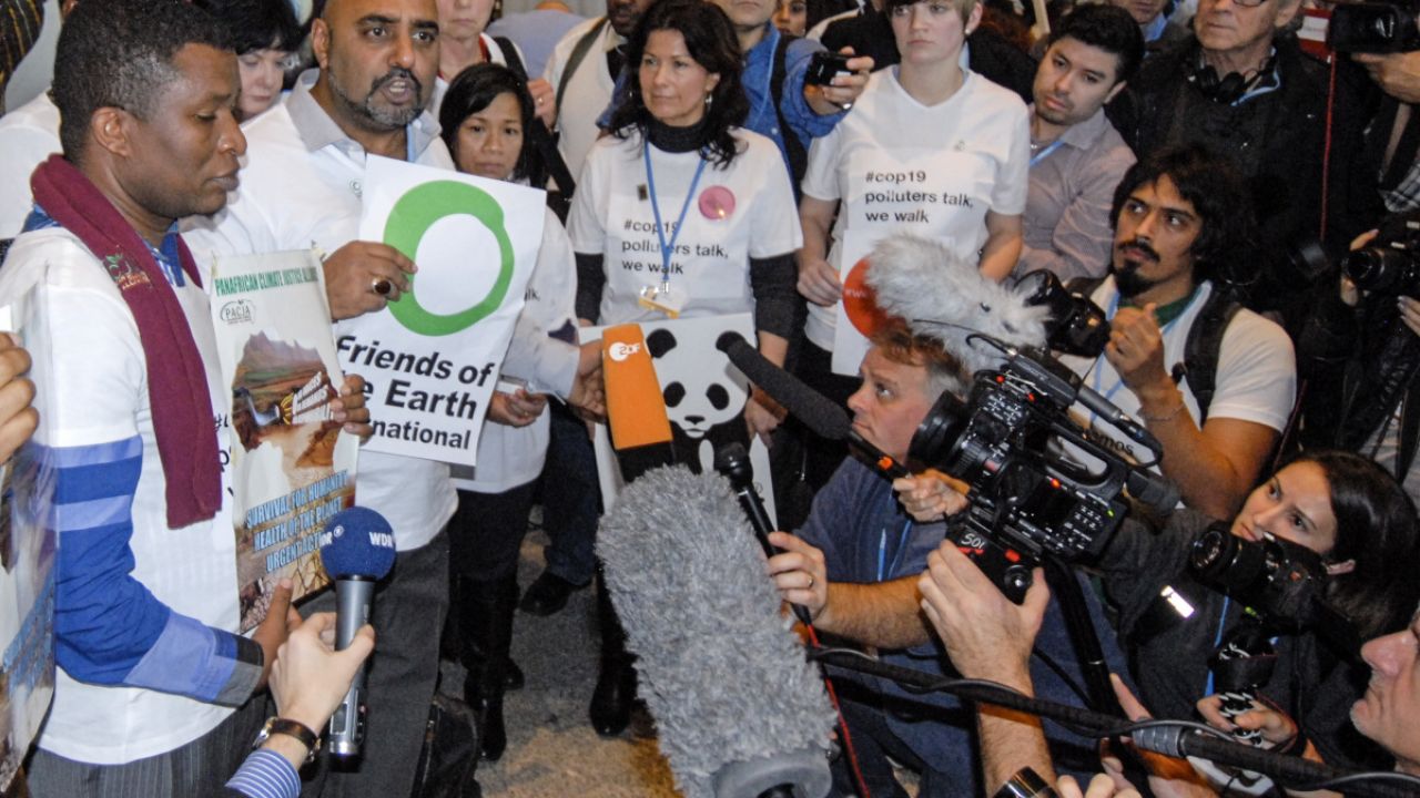 November 2013 Friends of the Earth, together with Greenpeace, WWF, Oxfam, Action Aid, Jubilee South, 350.org and hundreds of climate activists walked out of the climate talks in Warsaw in protest against shameful inaction from developed countries.