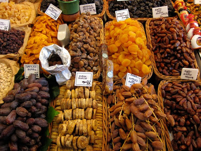 Photo of dried fruit in bulk