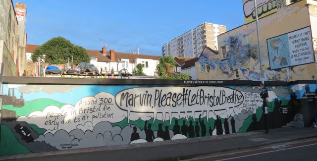 Campaign groups call on the mayor of Bristol to clean up the city's air