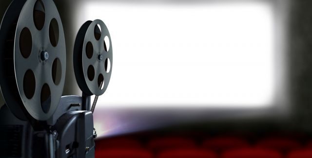 Film screening projector