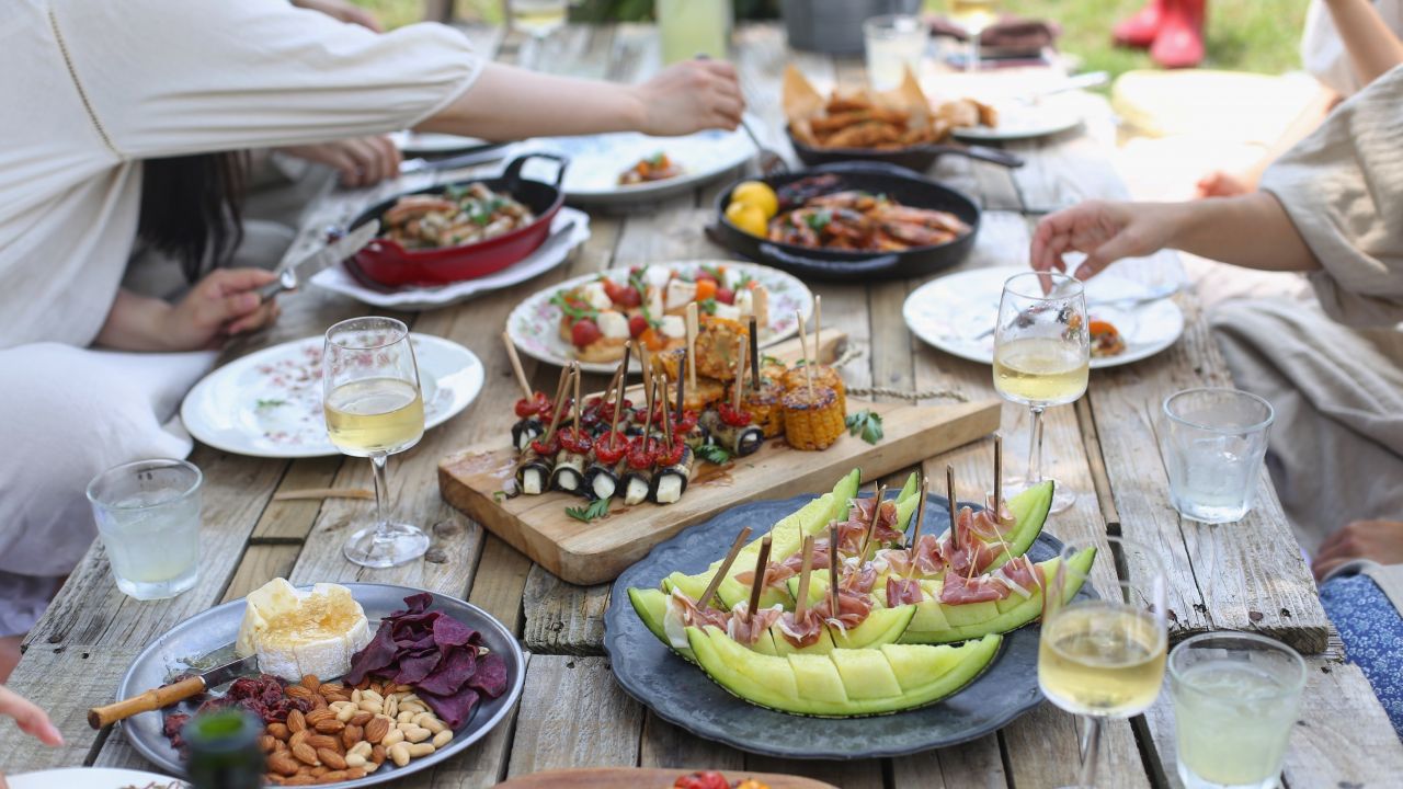Food and drink on outdoor table