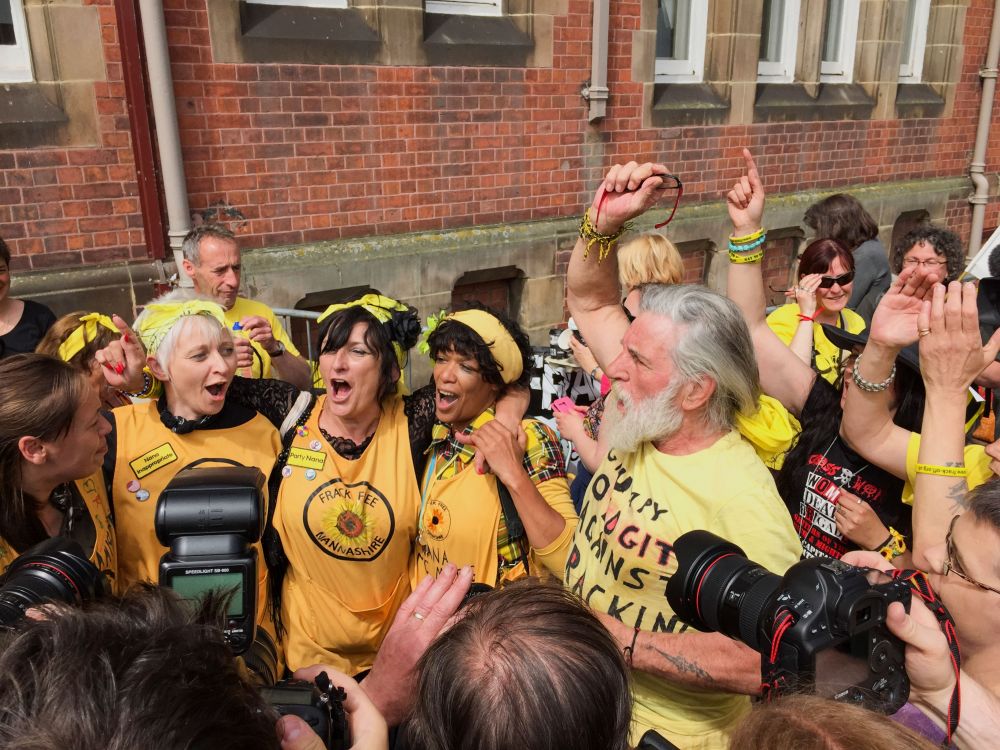 Nanas against fracking