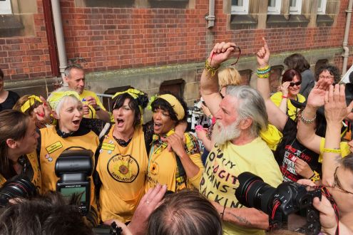 Nanas against fracking