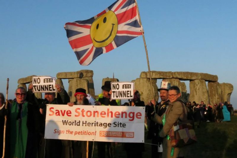 Stonehenge Alliance campaigners at spring equinox 2015