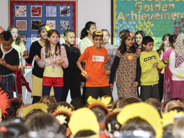 Stoneydown Park Primary School: Run on Sun solar competition award winners