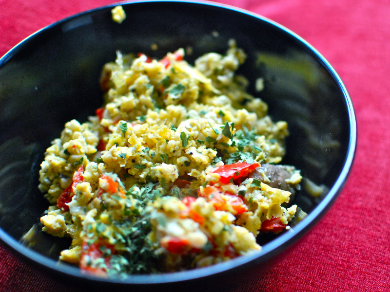 Cheap and quick scrambled egg and vegetables lunch, in a bowl